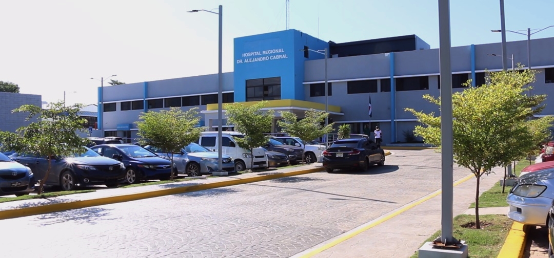 En este momento estás viendo Hospital Alejandro Cabral Instala red que conectará varios edificiós