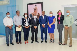 Lee más sobre el artículo Hospital Alejandro Cabral y UASD San Juan realizan encuentro de cooperación interinstitucional